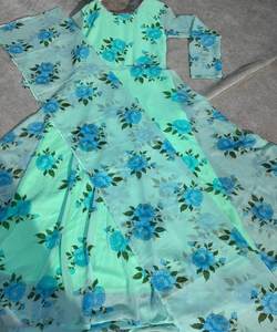 Ropa festiva de bajo precio: vestido de fiesta Georgette de seda con bordado Chinon - Product Image 4