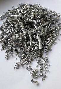 Virutas y torneados de acero limpios sin aceite para reciclar chatarra de virutas ferrosas de alta calidad Ideal para la producción de aleaciones de fusión - Product Image 2