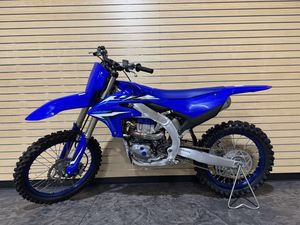 Oferta al Mejor Precio, Motocicleta Todoterreno Nueva YZ450F Azul 2026/2027 - Product Image 4