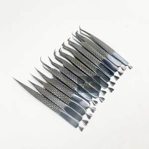 Juego de pinzas para extensiones de pestañas de acero inoxidable sólido profesional de alta calidad, punta de fibra de Plasma negra, agarre de diamante sostenible - Product Image 1