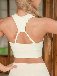 Top de entrenamiento de gimnasio personalizado OEM para mujer Sujetador deportivo alto para impacto con cuello cuadrado Técnicas lavadas de diseñador Opciones de talla grande - Product Image 4