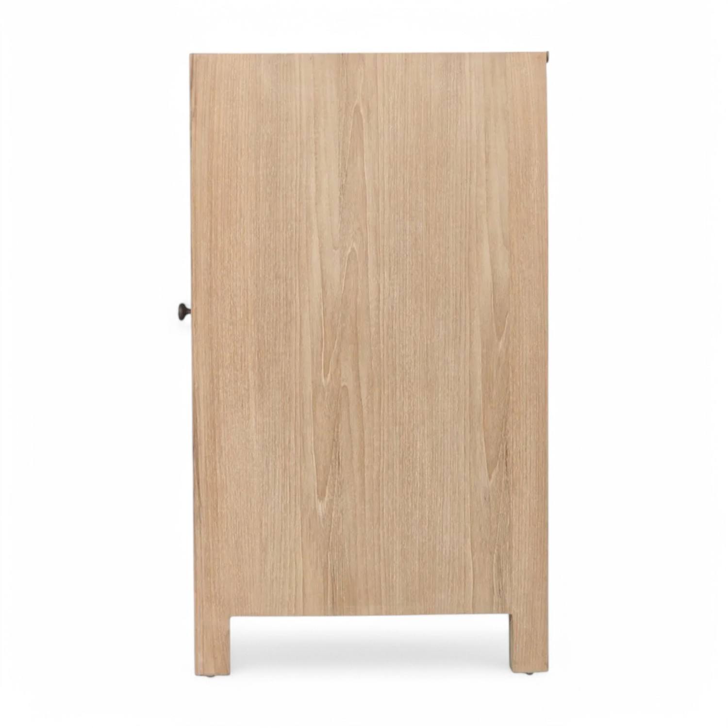 เม็ดไม้สักธรรมชาติในการขัดละเอียด