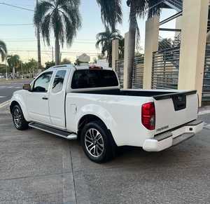 2019 Nissan Frontier รุ่นลิมิเต็ดอิดิชั่นเชื้อเพลิงดีเซลพวงมาลัยซ้ายเบาะนั่งล้อหน้าพร้อมระบบควบคุมความเร็วคงที่ - Product Image 4