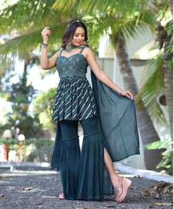 ความสง่างามแบบสบายๆ: ผสมผสานความสบายและสไตล์ด้วยชุดเดรสไซส์ใหญ่สำหรับผู้หญิง - ชุดที่ดูดีอย่างง่ายดายสำหรับทุกคน - Product Image 4