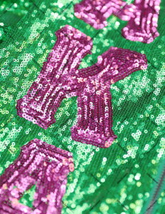 Chaqueta Safari de Invierno con Bordado de Lentejuelas Verde Alfa Personalizada con Letra Griega Sólida |   100% Poliéster |   Antiarrugas |   Ropa de Hermandad - Product Image 2