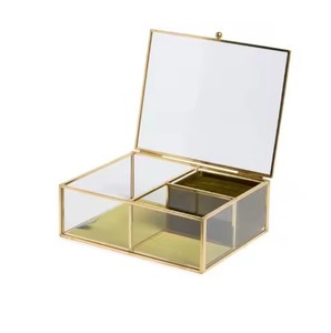 Caja de Joyería de Metal con Marco Dorado y Cristal Transparente, Caja para Anillos con Acabado en Oro Rosa, Caja de Joyería Multiusos para Brazaletes y Pendientes - Product Image 4