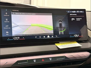 SUV compact de luxe d'occasion 2025, modèle tout-terrain premium avec des caractéristiques haute performance - Product Image 3