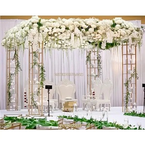 Moda boda Metal velas Pilar Mandap cuento de hadas boda Floral Metal Mandap decoración exclusiva Metal Pilar Mandap Set - Product Image 1