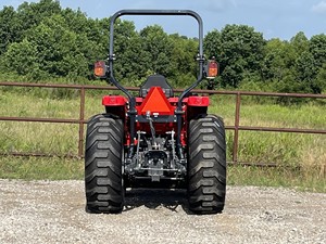 2025 Massey Ferguson 1M.35รถแทรกเตอร์-พลังงานที่มีประสิทธิภาพในการออกแบบที่กะทัดรัด - Product Image 4