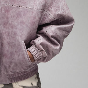 Veste d'hiver à capuche universitaire en cuir véritable personnalisée pour hommes, motif de lettres de style universitaire avec broderie en strass à la mode - Product Image 5