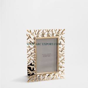 Made of Mother of Pearl and Wooden Handmade Modern <b>Photo</b> <b>Frames</b> <b>Set</b> of 3 Different Sizes Unique Designing Home <b>Photo</b> <b>Frames</b> - Product Image 4