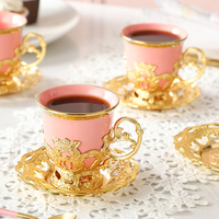 Coffret Cadeau Personnalisé Service à Café et Thé Turc en Porcelaine et Céramique Plaqué Or 6 Tasses avec Soucoupes