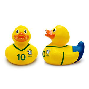 Canard en caoutchouc de footballeur allemand, modèle Coupe du Monde de football - Product Image 6