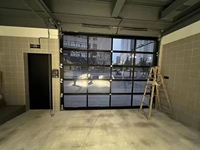Pintu Seksional Otomatis untuk Aula Pameran, Berbahan Aluminium, Kaca Tempered Transparan, Tahan Badai, Hemat Energi, dan Mewah