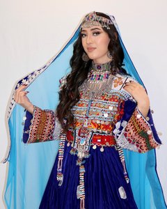 ROBE AFGHANI POUR FEMMES FAITE À LA MAIN EXQUISE ET ATTACHE LES YEUX LA BELLE COULEUR LONGUE ROBE DE BRODERIE KUCHI TRIBE ROBE OEM ODM - Product Image 4