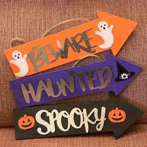 Eerie haunted house Halloween decorations glowing pumpkins skeletons bats witches ghost <b>figures</b> cobwebs flickering spooky light - Product Image 5
