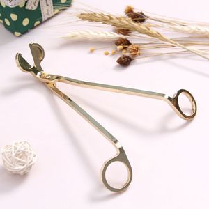 Le coupe-mèche à bougie en métal robuste conçu pour une coupe lisse garde la bougie dans un environnement sans fumée - Product Image 5