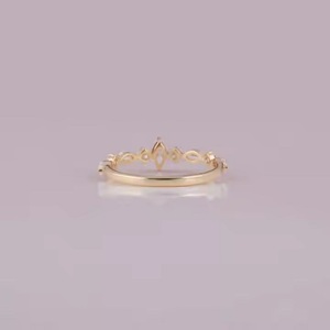 Anillo de compromiso de oro de moda para mujer de diseño hecho a mano con Marquesa cultivada en laboratorio y ajuste de bisel de diamante cortado para regalos de fiestas - Product Image 4