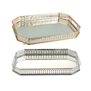 ถาดกระจกโลหะหรูหราเก๋ไก๋สำหรับน้ำหอมเครื่องประดับเทียนและของตกแต่งบ้านด้วยงานฝีมือที่สวยงามสะท้อนแสง - Product Image 1