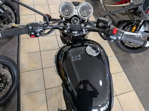 Ventes aux enchères 2026 Bonnevilles <span class=keywords><strong>T120</strong></span> Nouvelles motos - Product Image 5