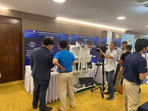 Ngắn-phạm vi RFID gần lĩnh vực đọc tiêu thụ điện năng thấp và tốc độ cao <span class=keywords><strong>tag</strong></span> đọc cho tự động hóa công nghiệp và IOT giải pháp - Product Image 3