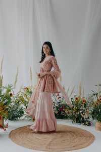 Diseñador exclusivo Heavy Georgette y Sequance Work Choki con estilo completo Trabajo Sarara Ropa étnica tradicional para mujeres - Product Image 5