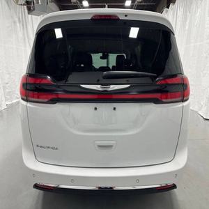 Chrysler Pacifica Touring L 2023 d'occasion en excellent état - Product Image 3