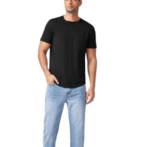 เสื้อยืดคอกลมแขนสั้นสีดำและสีขาวผ้าฝ้ายพิมพ์ลายปักโลโก้ตามแบบ OEM  รุ่น 2026 - Product Image 1