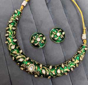 Conjunto de gargantilla de diseñador de lujo con aretes, nuevo estilo de conjunto de gargantilla para mujeres y niñas, para usar en compromisos, bodas y fiestas. - Product Image 1