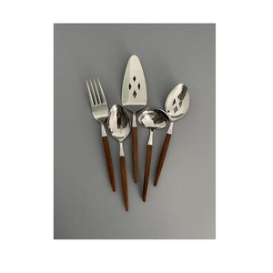 Ustensiles de cuisine de style unique en acier inoxydable cuillère fourchette écologique couverts de camping ensemble de couverts en or - Product Image 1