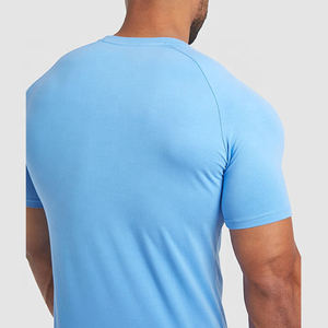 Vente en gros T-shirts personnalisés pour hommes T-shirt Drifit à manches courtes de haute qualité pour le sport et le fitness pour hommes - Product Image 3