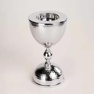 Brûleur à Bakhoor de style moyen-oriental en métal martelé - Product Image 1