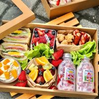 Emballage alimentaire en papier biodégradable personnalisé et créatif, boîte à collation avec laminage mat, gaufrage, doublure en éponge, résistant à l'huile/l'eau, logo