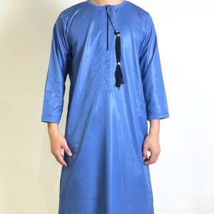 Moyen-Orient nouveau Design thobe manches longues o cou manches longues col montant musulman robe hommes arabe poitrine tussle conception hommes thobe - Product Image 5