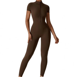 Combinaison de sport sans couture de haute qualité pour le yoga et le fitness, intégrée, 100 % polyester, extensible dans les quatre sens - Product Image 3