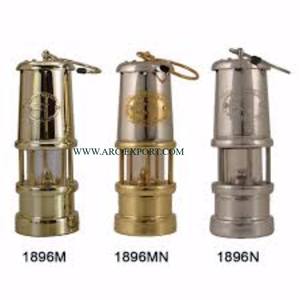 Lampes décoratives de table en verre rouge plaqué or en laiton antique Lampes de mineur de style traditionnel uniques pour les hôtels de mariage à la maison - Product Image 3