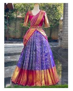 ผ้าไหมสไตล์คันจิวเวอร์รามซิลค์ lehenga กับเสื้อเบลาส์และ Banarasi Dupatta สำหรับใส่ไปปาร์ตี้ในฤดูหนาวหรือฤดูร้อน - Product Image 1