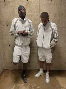 Streetwear hommes coupe-vent nylon shorts et vestes ensembles Patchwork deux pièces ensemble nylon coupe-vent survêtement hommes - Product Image 2