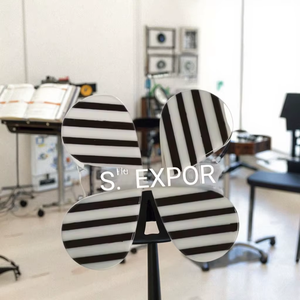 Púas de Guitarra Acrílicas Personalizadas de Alta Calidad, 100 Piezas, Blancas, con Logotipo Personalizado, Tamaño Personalizado, Resistentes al Agua, Accesorios para Instrumentos Duraderos - Product Image 3