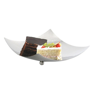 Bol de service en métal à finition antique de conception martelée vente chaude pour la maison hôtel cuisine restauration utilisation fruits salade bol à mélanger - Product Image 4