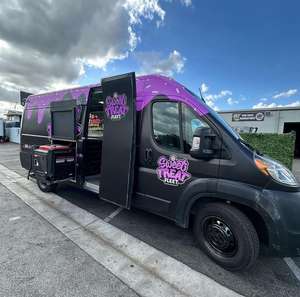 Remorque de bar mobile à bas prix, entièrement équipée, camion de restauration rapide, personnalisable, multifonctionnelle, en fibre de verre et aluminium, 5 ans de garantie à bas prix - Product Image 1