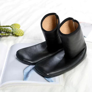 Chaussettes en cuir sur mesure pour hommes, style nouveau, saison hivernale, style chaussettes en cuir, fabricant OEM d'usine, chaussettes en cuir 2024 - Product Image 4