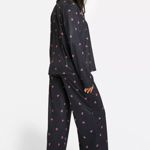 ชุดนอนผู้หญิงเก็บความร้อนลายจุดแบบหรูหราชุดนอนแบบ2ชิ้นผ้าโพลีเอสเตอร์เนื้อนุ่มและยืดหยุ่นได้4ฤดูสีชมพูสีดำ - Product Image 2