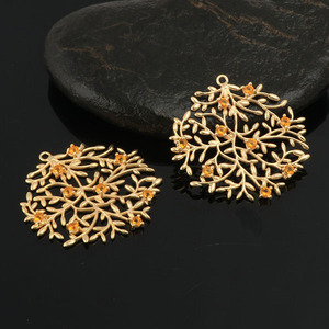 Conectores de piedras preciosas de citrino chapados en oro Pequeño árbol floral Estilo de vida Pendiente Par Juego de puntas DIY Joyería hecha a mano Colgantes Encantos - Product Image 4