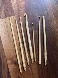 Crochet en os fabriqué à la main Matériau naturel pour un crochet écologique lisse Crochets en os personnalisés Conception ergonomique - Product Image 2