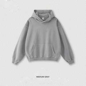 Sweat à capuche léger pour superposer un tissu en coton doux respirant et parfait pour un style de vie actif et un usage quotidien - Product Image 3