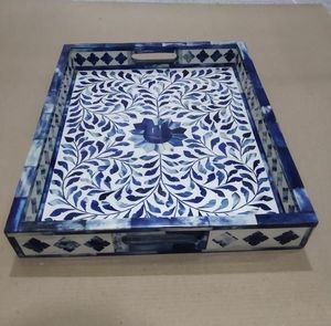 Plateau à balai en bois conçu pour un style d'intérieur haut de gamme et une décoration de table charmante avec incrustation de perles naturelles - Product Image 2