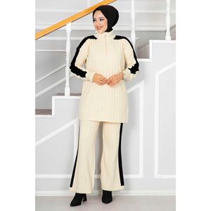 ชุดเสื้อถักฮิญาบแบบมีซิปครึ่งหนึ่งสีครีม - Product Image 2