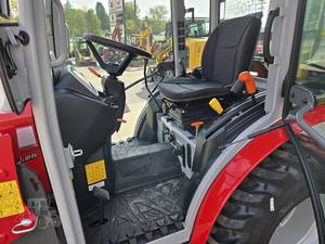 2025 Massey Ferguson 1M.25 4WD & 2WD tracteur à roue de marche avec moteur Deutz 160hp puissance nominale boîte de vitesses et composants de noyau de roulement - Product Image 5