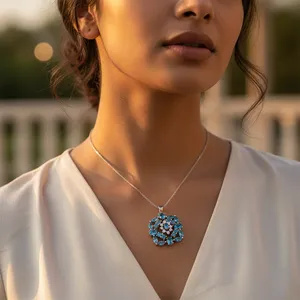 Colgante de Topacio Azul para Mujer, Hecho a Mano, Plata 925, Joyería con Piedras Preciosas, Chapado en Oro Rosa y Rodio, Colgante con Dije, Material Principal Platino - Product Image 1